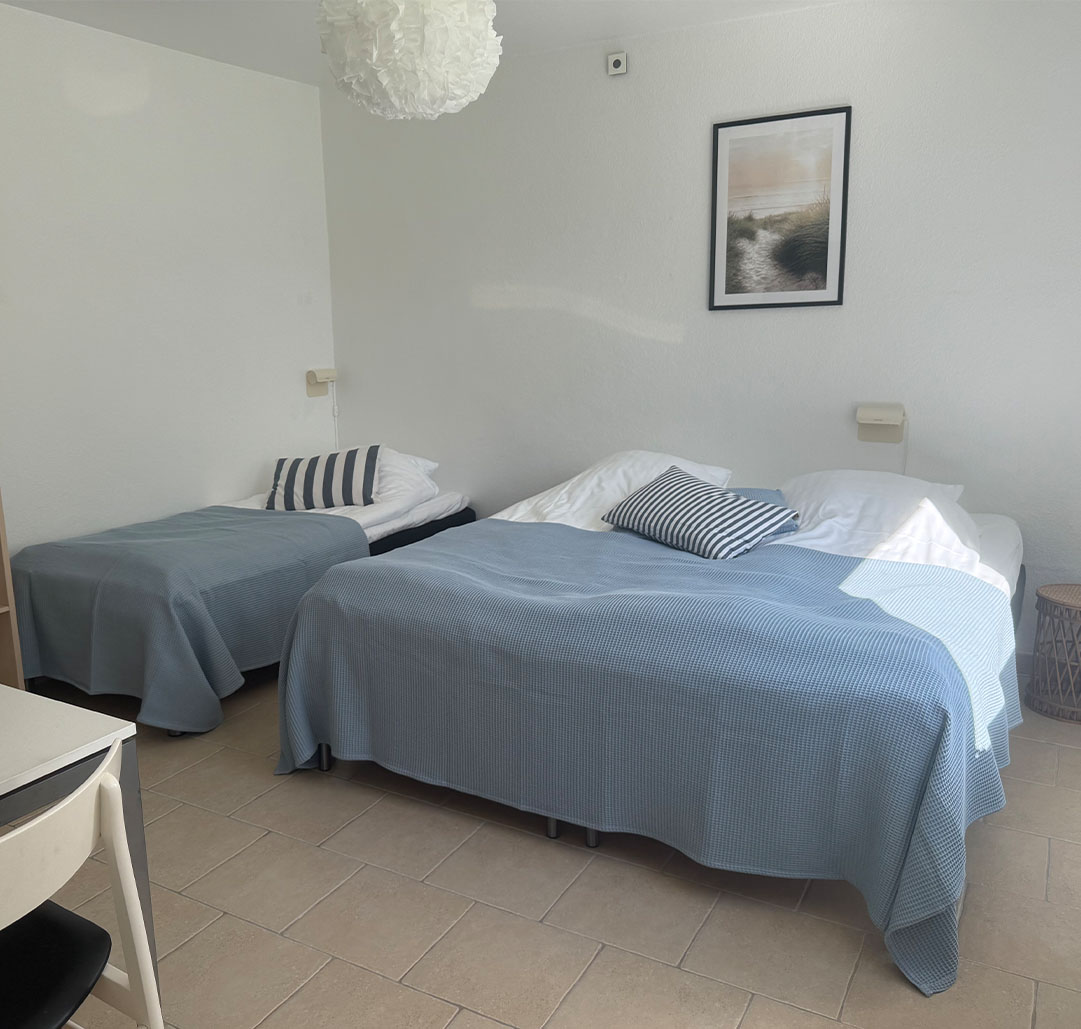 3 PERSONERS VÆRELSE