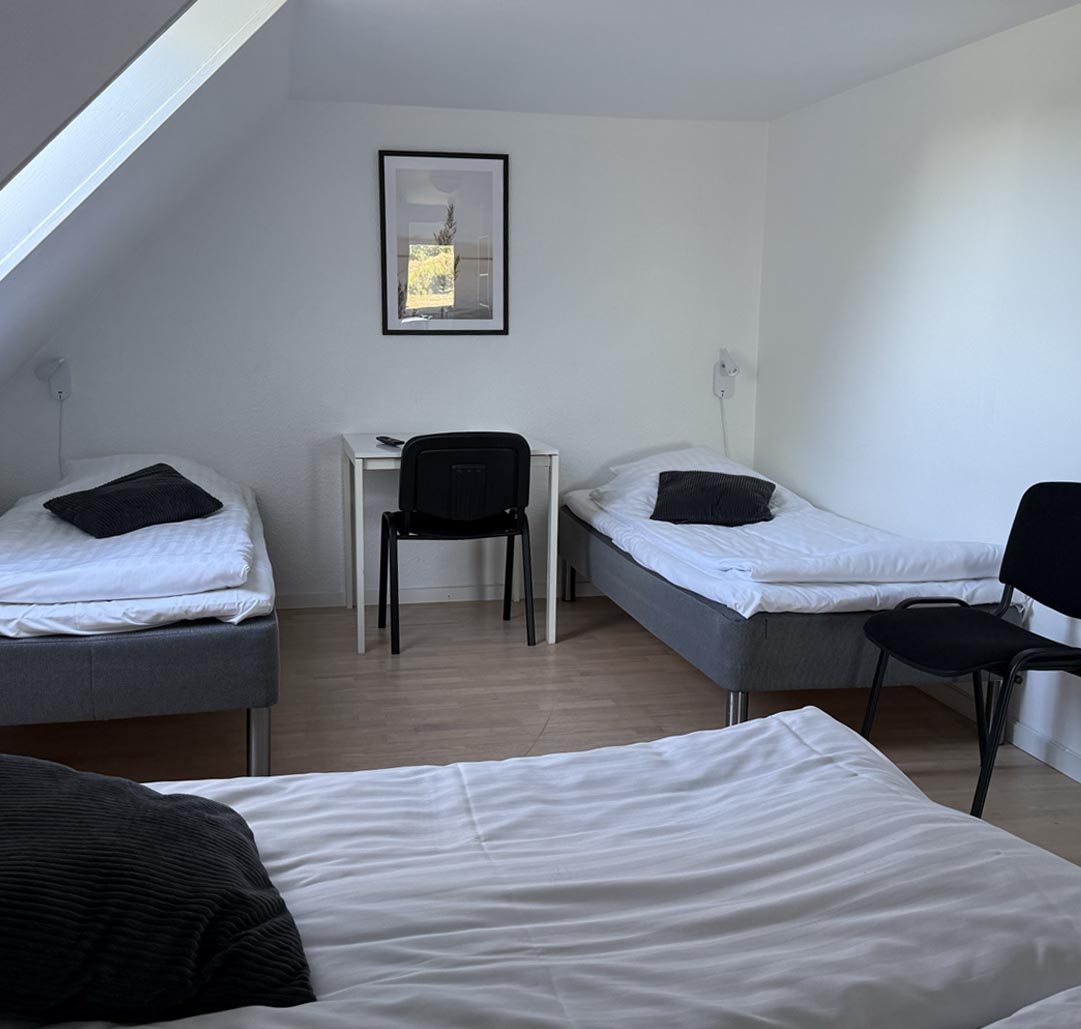 4 PERSONERS VÆRELSE